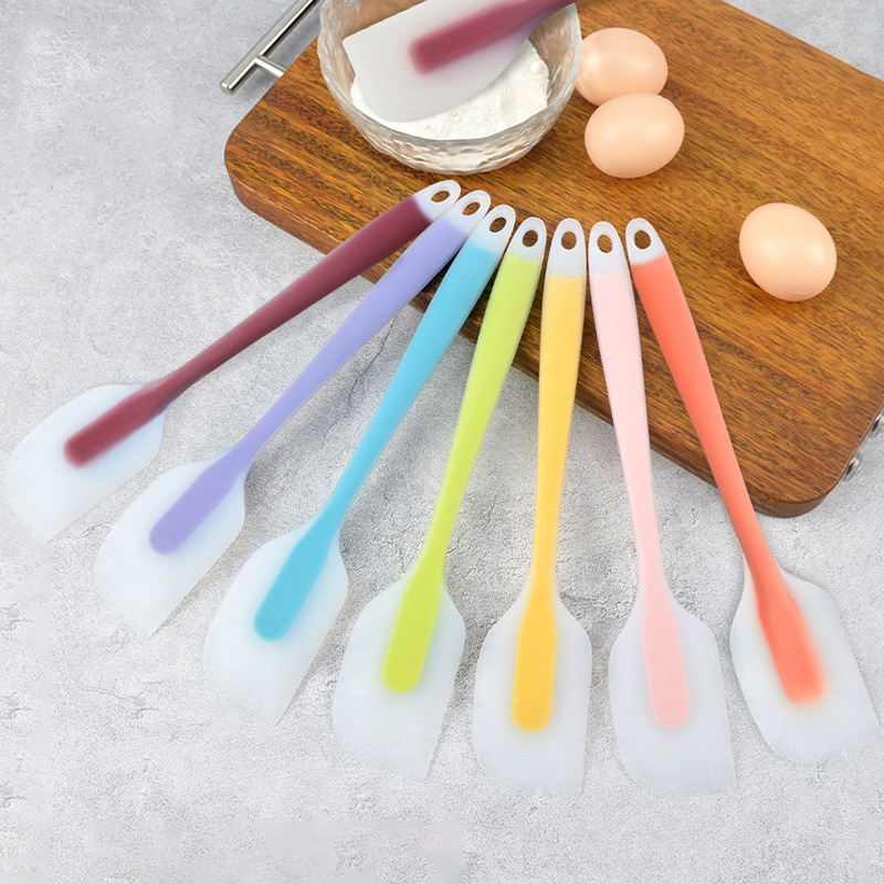 Racloir en silicone de 2 taill - Kitchen Gadgets To Have avis et prix