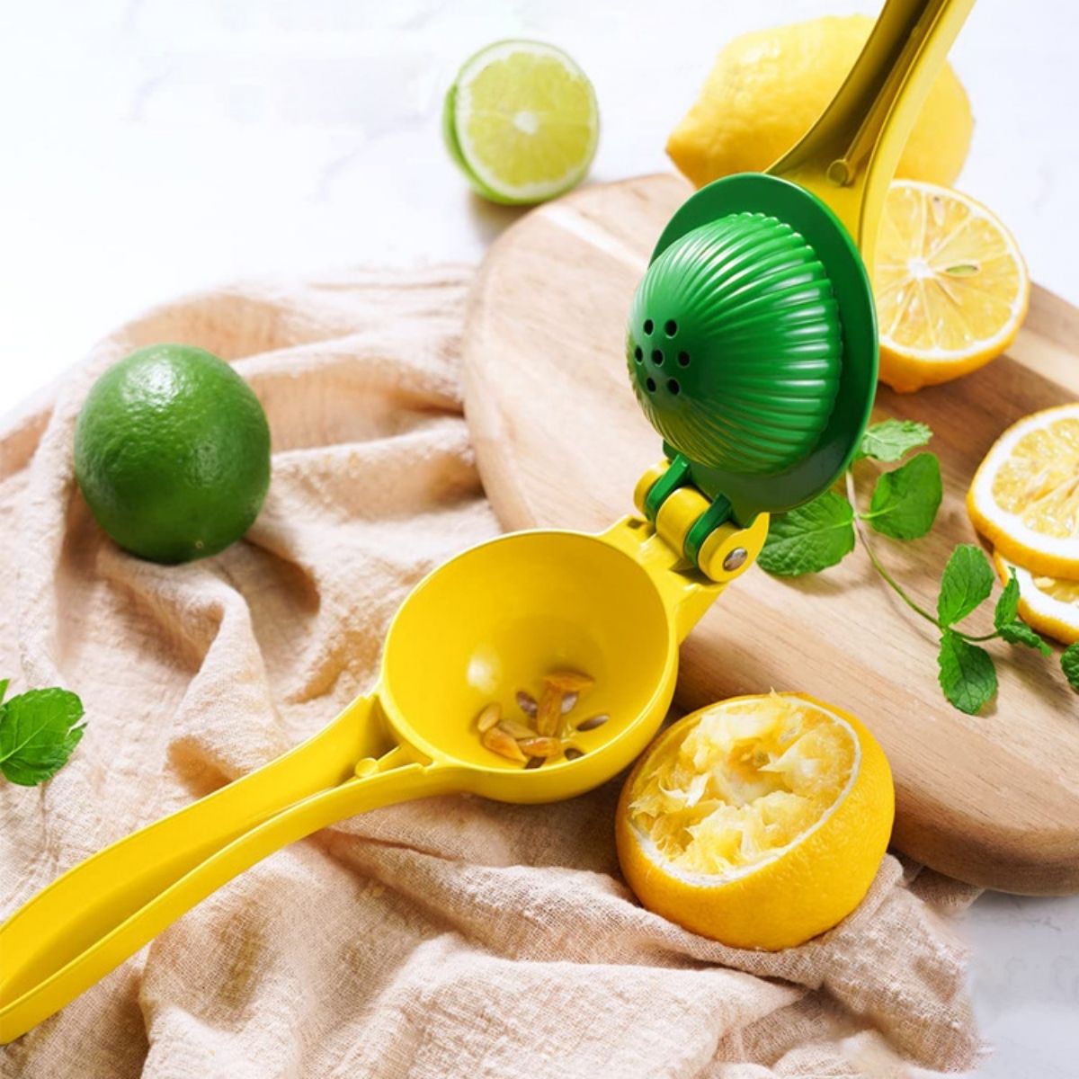 Presse-agrumes manuel en métal - Citrus Lemon Squeezer avis et prix